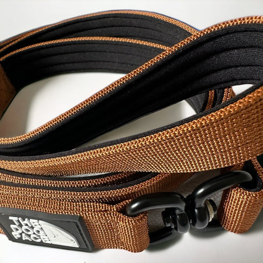 Hond Tactische Lijn 1,5 m Nylon – Comfortabel en Duurzaam Bruin - Hebbr