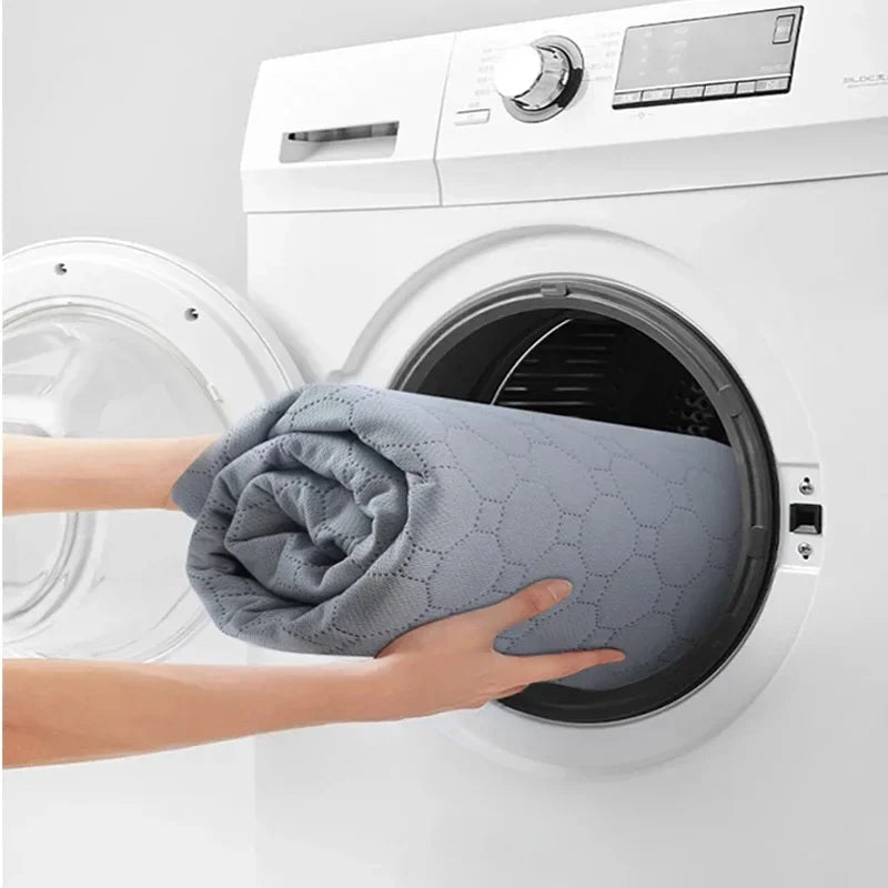 Wasbare Hondenurine Mat, Vierlaagse Waterdichte Training Pad met Anti - Slip Onderkant - Diverse Maten - Hebbr