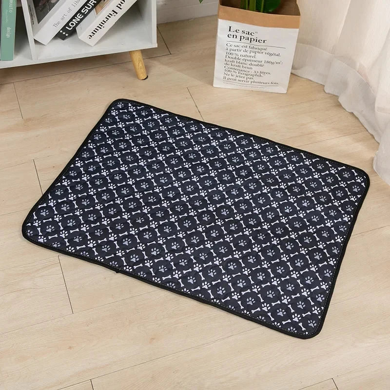 Wasbare Hondenurine Mat, Vierlaagse Waterdichte Training Pad met Anti - Slip Onderkant - Diverse Maten - Hebbr