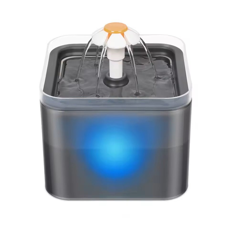 Drinkfontein voor katten en honden - 2L met LED - verlichting en 4 - laags filtersysteem - Hebbr
