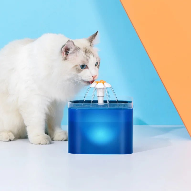 Drinkfontein voor katten en honden - 2L met LED - verlichting en 4 - laags filtersysteem - Hebbr
