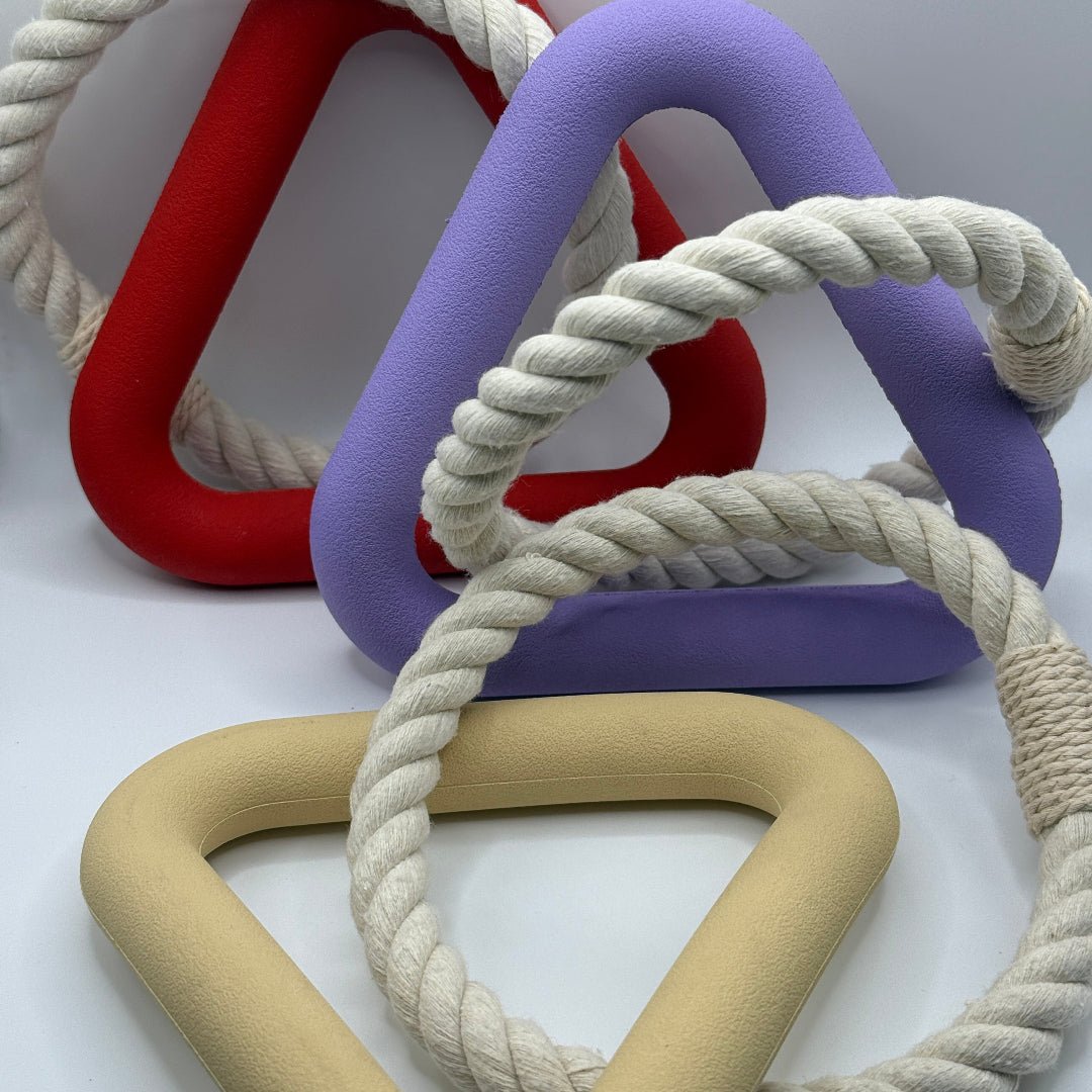 Hond Kauwtriangel 15 cm Natuurlijk Rubber – Stimuleert Gezond Kauwgedrag Roze - Hebbr