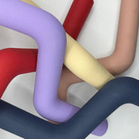 Hond Speeltak 21×3 cm Natuurlijk Rubber – Veilig en Duurzaam Roze - Hebbr