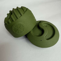 Hondenspeelgoed Snuffel & Snack Bal 9,7×9,8 cm – Natuurlijk Rubber Olijfgroen - Hebbr