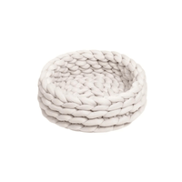 Luxe Handgeweven Kattenbed met Verhoogde Randen - Zacht en Comfortabel, Ideaal voor Knuffelen - Hebbr