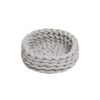 Luxe Handgeweven Kattenbed met Verhoogde Randen - Zacht en Comfortabel, Ideaal voor Knuffelen - Hebbr