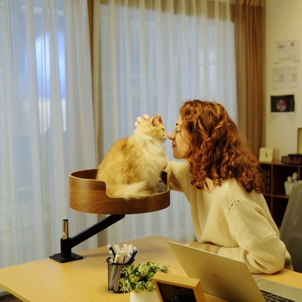 Verstelbare Kattenmand voor Katten tot 8 kg – Draaibaar & Comfortabel Kattenbedje - Hebbr